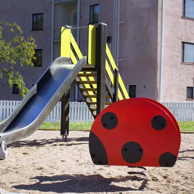 Finno Vippe marihøne L90 x B54 x H89 cm 