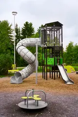 Finno Skyline town aktivitetst&#229;rn L514 x B468 x H574 cm