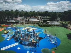 Finno Santa Maria L2241 x B1159 x H1002 cm