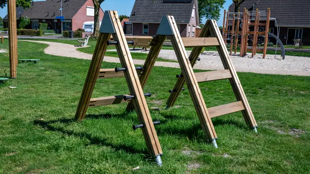 Clover klatreelement L170 x B192 x H146 cm 