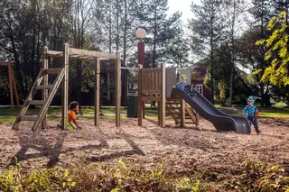 Clover aktivitetstårn L488 x B369 x H201