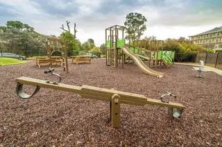 Clover vippehuske for 2 L320 x B35 x H89 cm