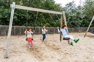 Clover høyt huskestativ svanemerket L393 x B111 x H268 cm