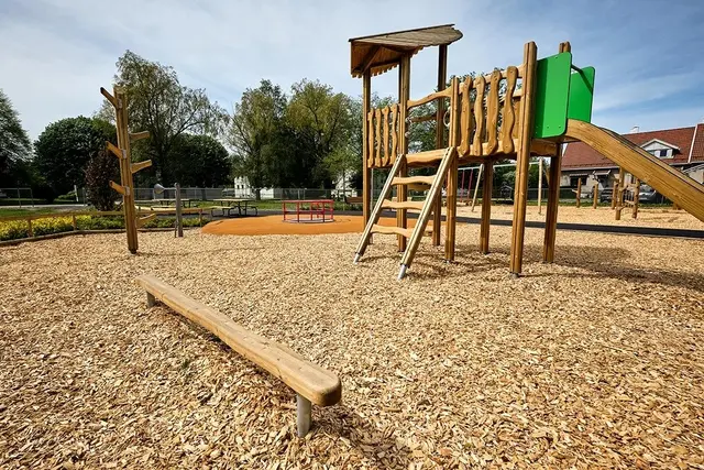 Flora trollets balansebom natur L238 x B14 x H37 cm 