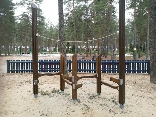 Flora enhjørningens stall brun L253 x B95 x H270 cm 