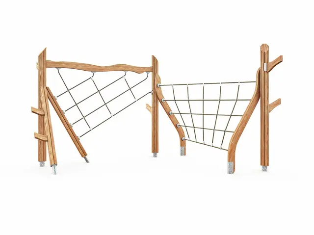 Flora trollets klatreløype natur L383 x B315 x H220 cm 