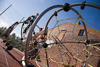 Cloxx Oxygen klatreapparat L541 x B243 x H210 cm