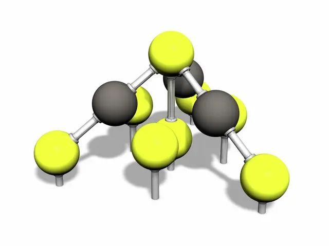 Cloxx Parkour pyramid climber L251 x B234 x H151 cm 