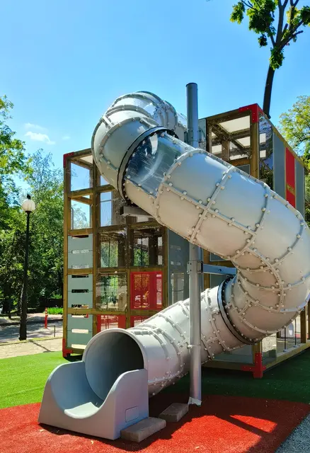 Halo super cube L995 x B538 x H439 cm 