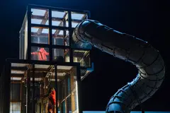 Halo Cubic L662 x B460 x H537 cm