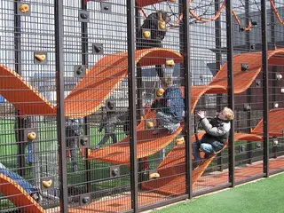 Wall Holla 10 L1150 x B125 x H490 cm