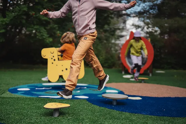 Prime Lama vippe bloom L62 x B39 x H81 cm 