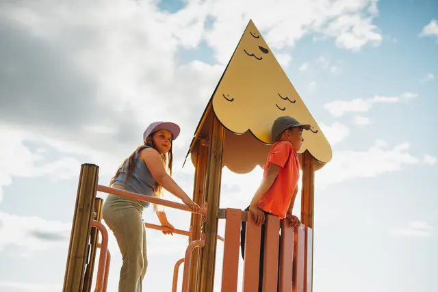 Prime Lenne leketårn mist L311 x B281 x H367 cm 