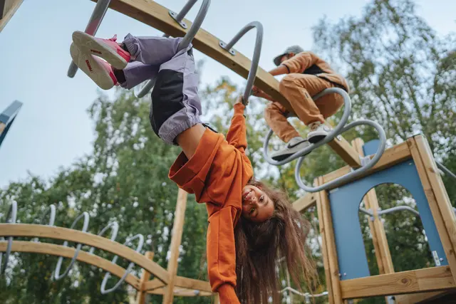 Prime Eeli klatrestativ bloom L704 x B520 x H431 cm 