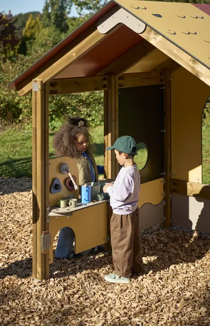 Prime Krister lekehus bloom L220 x B182 x H210 cm 