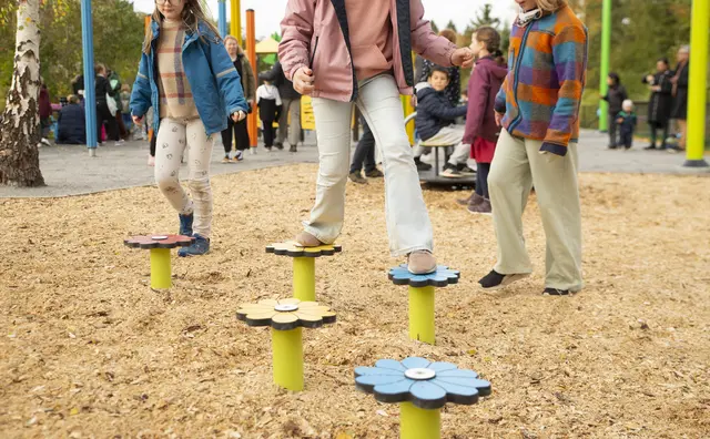 Mummi blomst gul L27 x B22 x H21 cm 