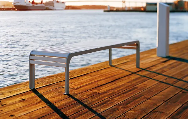 Nonstop Watching benk L180 x B50 x H45 cm 