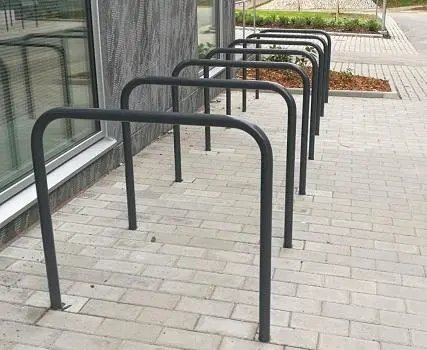 Svallet sykkelstativ pulverlakkert L105 x B50 x H97 cm 