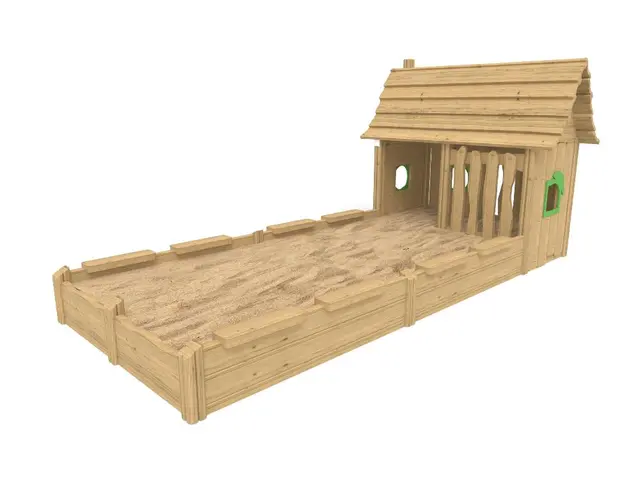 Flora lekehus med stor sandkasse 