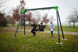 KineticSwing huske L453 x B185 x H266 cm
