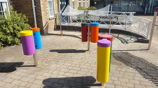 Congas trio H80 x B55 cm