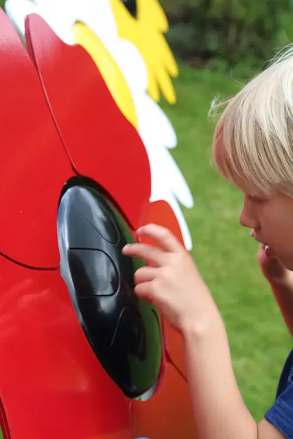 Poppy petal drum forankring i jord B56 x D63 x H108 cm 