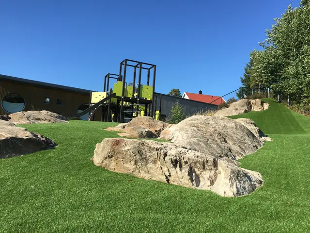 Kunstgress Trigonor Play langt H28 mm, rull B200 