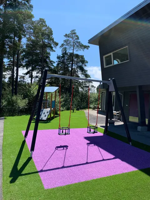 Kunstgress Trigonor Trend farget H24 mm, rull B200 cm 