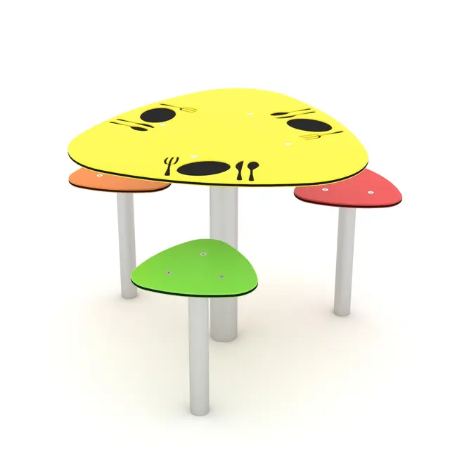 Solo lekebord med tre seter L94 x B87 x H<60 cm 
