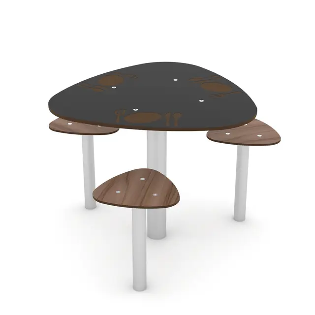 Solo lekebord med tre seter L94 x B87 x H<60 cm 