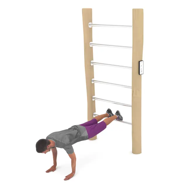 Workout ribbevegg robinia 