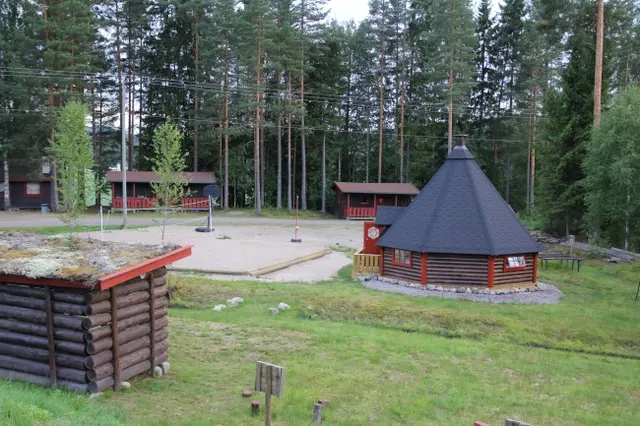 Grillhytte 25 lukket L545 x B545 x H457 cm 